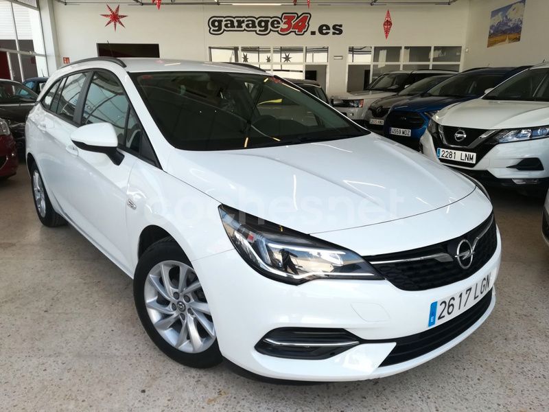 Blanco Usado 2020 Opel Astra Familiar | 10.900 € (Precio justo) - Imagen 1/4