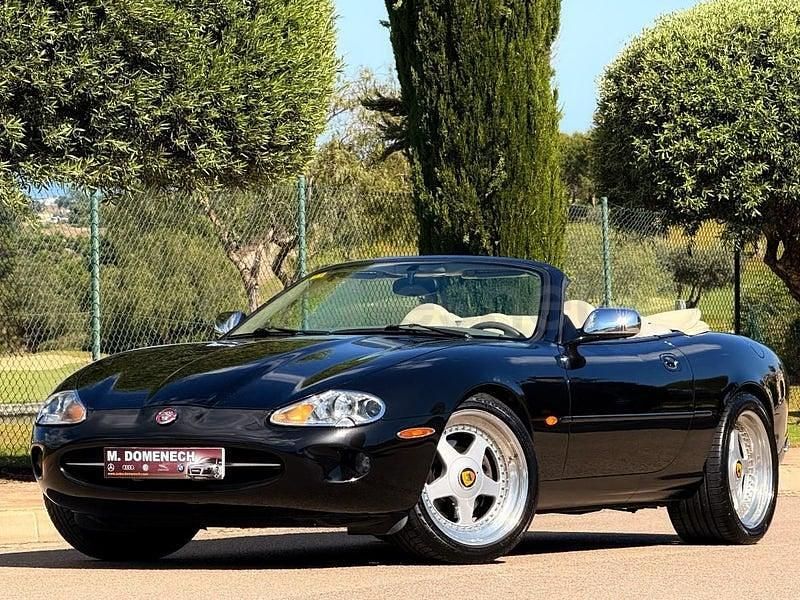 Usado Jaguar XK8 290 CV (213 kW) 1998 Negro Descapotable