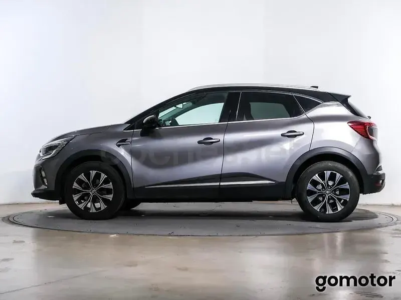 Usado Renault Captur Techno 90 CV (66 kW) 2024 Gris / plata SUV