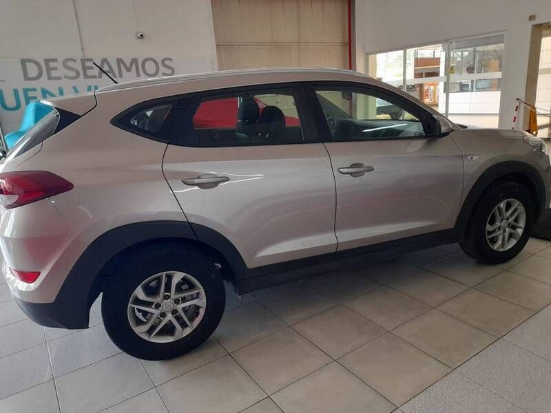 Usado Hyundai Tucson 132 CV (97 kW) 2018 Marrón SUV