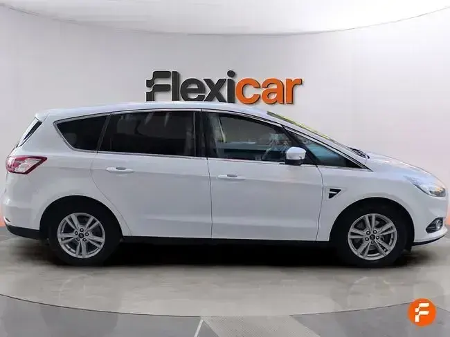 Usado Ford S-MAX Titanium 160 CV (117 kW) 2017 Blanco Monovolumen