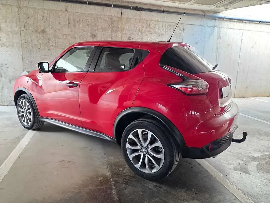 Usado Nissan Juke Tekna 110 CV (80 kW) 2015 Rojo SUV