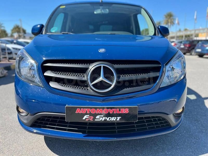 Usado Mercedes Citan 109 90 CV (66 kW) 2018 Azul Familiar