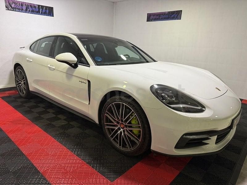 Usado Porsche Panamera 4 Executive 462 CV (339 kW) 2018 Blanco Berlina