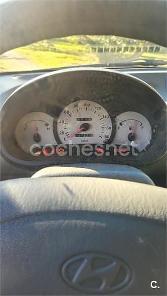 Usado Hyundai Atos GLS 55 CV (40 kW) 2003 Gris / plata Utilitario