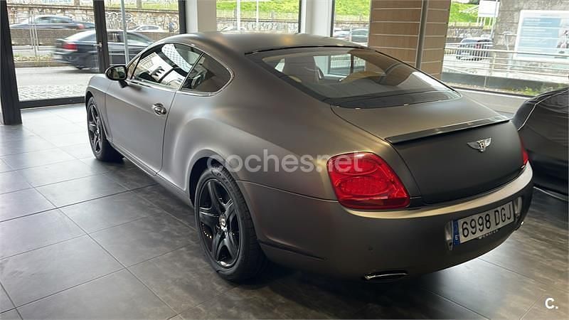 Usado Bentley Continental GT 560 CV (411 kW) 2005 Gris / plata Coupe