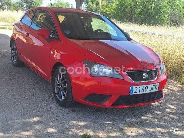 Usado Seat Ibiza SC Reference 70 CV (51 kW) 2015 Rojo Utilitario
