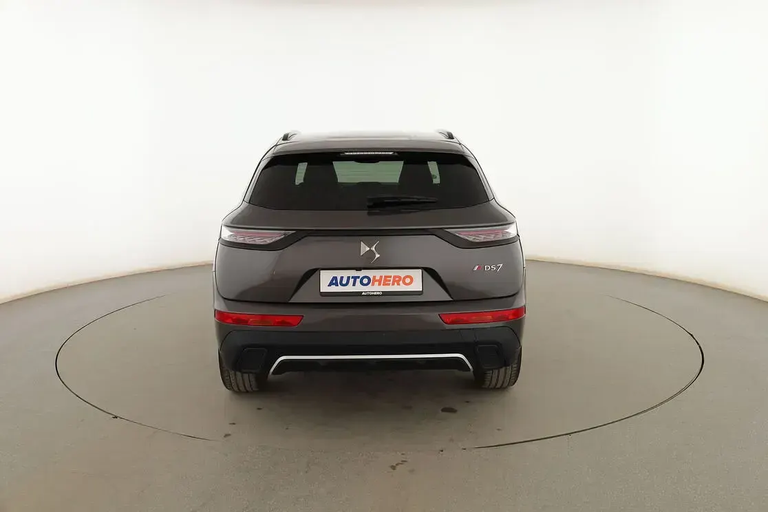 Usado DS Automobiles DS7 Crossback Performance 131 CV (96 kW) 2021 Gris SUV