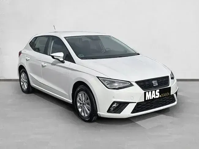 Usado Seat Ibiza Style 110 CV (80 kW) 2024 Blanco Utilitario