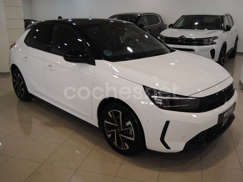Blanco Usado 2024 Opel Corsa Berlina | 15.900 € (Precio justo) - Imagen 1/4