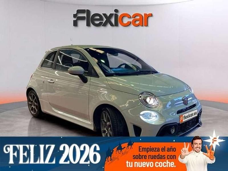Gris Usado 2022 Abarth 595 Berlina | 17.790 € (Buen precio) - Imagen 1/4
