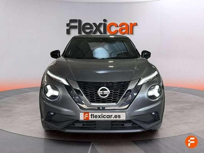 Usado Nissan Juke N-Connecta 114 CV (83 kW) 2022 Gris SUV