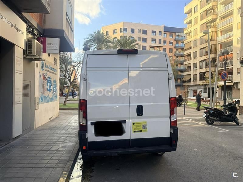 Usado Peugeot Boxer 120 CV (88 kW) 2012 Blanco Van