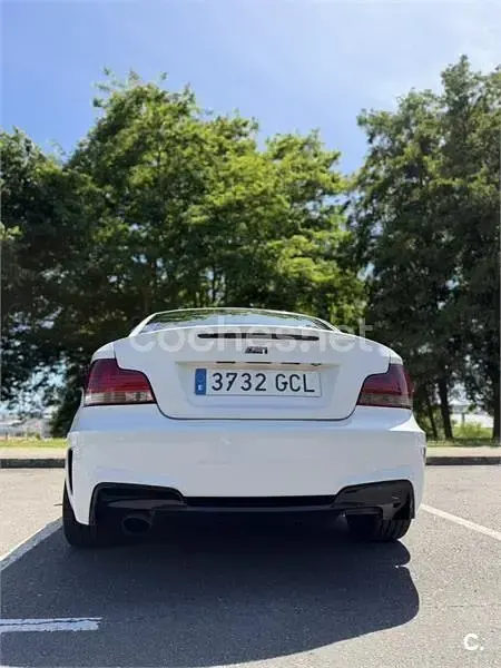 Usado BMW 120 Sport Line 177 CV (130 kW) 2008 Blanco Utilitario