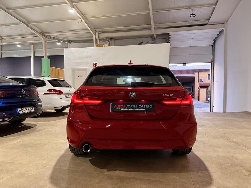 Usado BMW 116 116 CV (85 kW) 2020 Rojo Utilitario