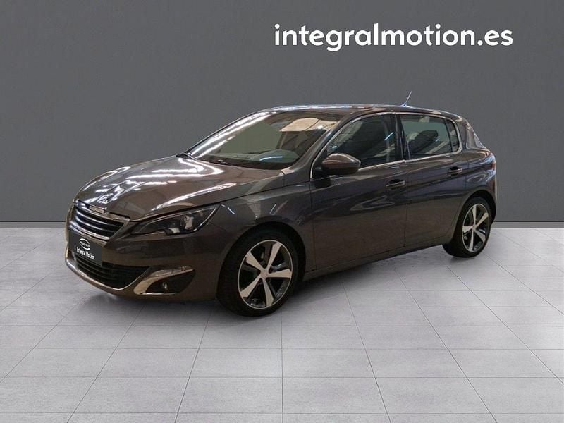 Usado Peugeot 308 Allure 130 CV (95 kW) 2015 Grisnegro Berlina