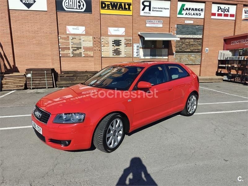 Rojo Usado 2004 Audi A3 Ambition Berlina | 8800 € (Precio justo) - Imagen 1/4