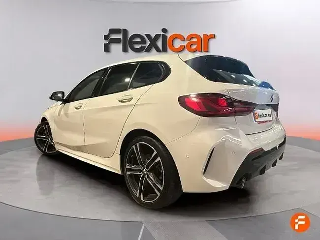 Usado BMW 118 136 CV (100 kW) 2024 Blanco Utilitario