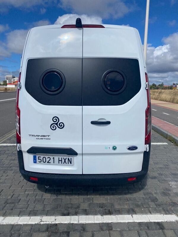Usado Ford Transit Custom Ambiente 125 CV (91 kW) 2014 Blanco Van