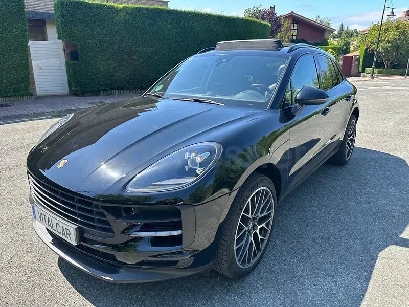 Usado Porsche Macan 245 CV (180 kW) 2020 Negro SUV