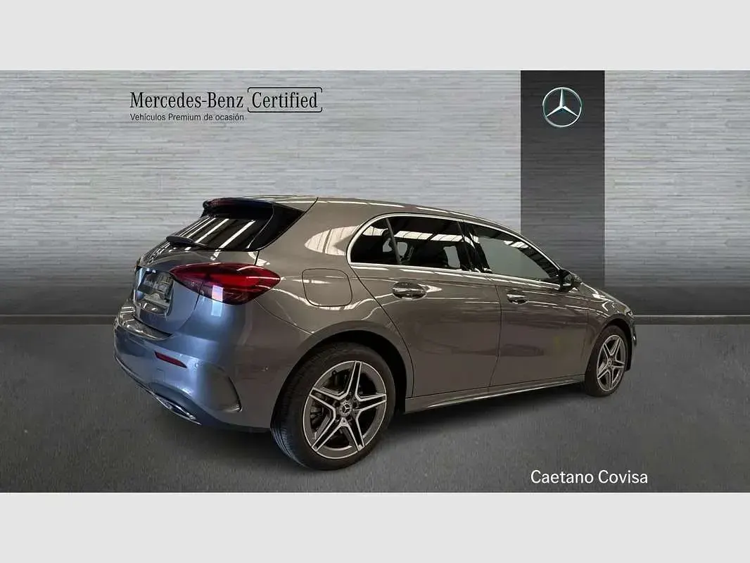 Usado Mercedes E250 218 CV (160 kW) 2024 Gris Coupe