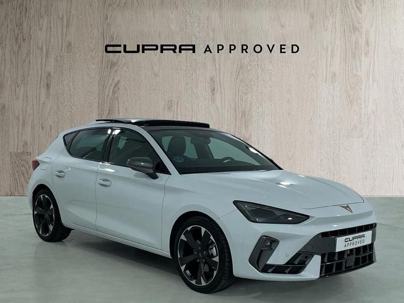 Blanco Usado 2024 Cupra Leon Berlina | 28.312 € (Precio justo) - Imagen 1/4