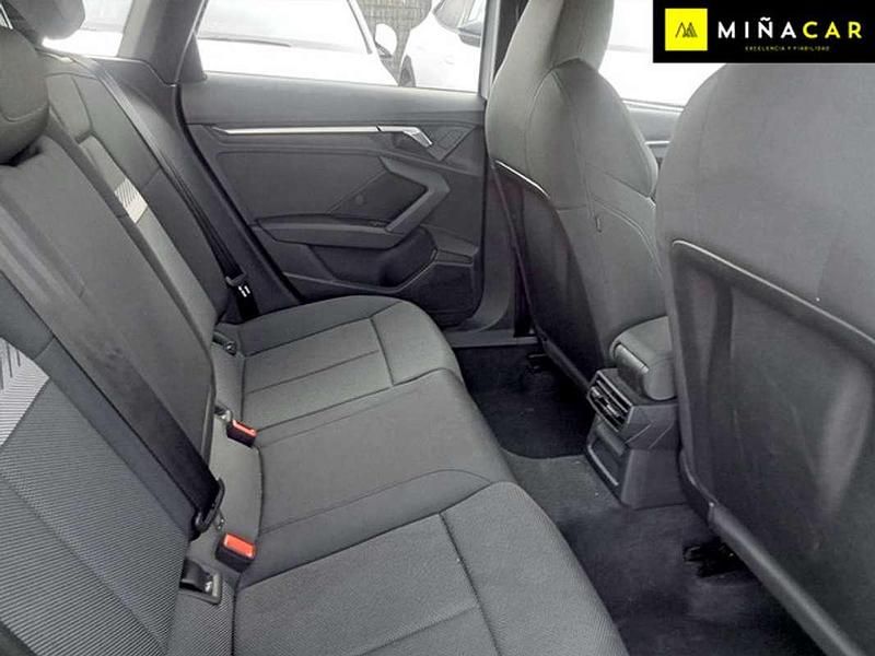 Usado Audi A3 Sportback S-Line 150 CV (110 kW) 2023 Blanco Utilitario