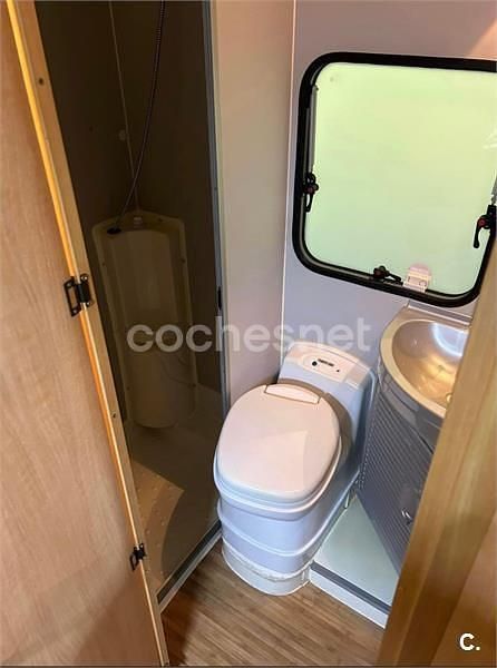 Usado Fiat Ducato 33 100 CV (73 kW) 2010 Blanco Van