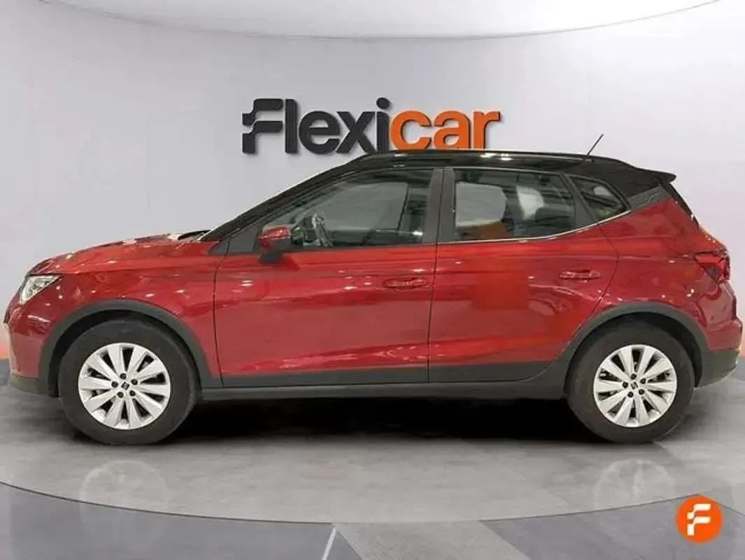 Usado Seat Arona FR 110 HP (80 kW) 2022 Vermelho SUV