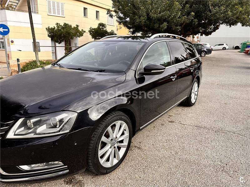 Usado VW Passat Highline 140 CV (102 kW) 2013 Negro Familiar