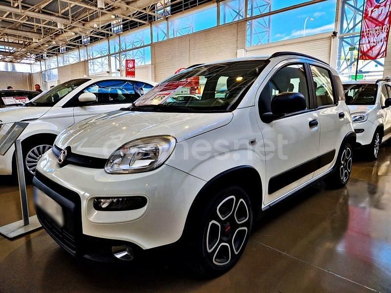 Usado Fiat Panda Sport 70 CV (51 kW) 2022 Blanco Berlina