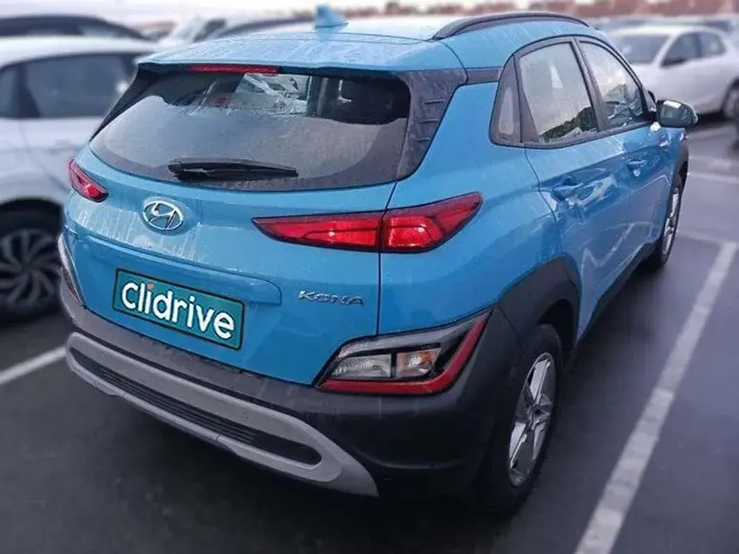 Usado Hyundai Kona 120 CV (88 kW) 2022 Azul SUV