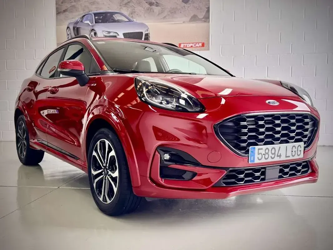 Usado Ford Puma ST-Line 125 CV (91 kW) 2020 Rojo SUV