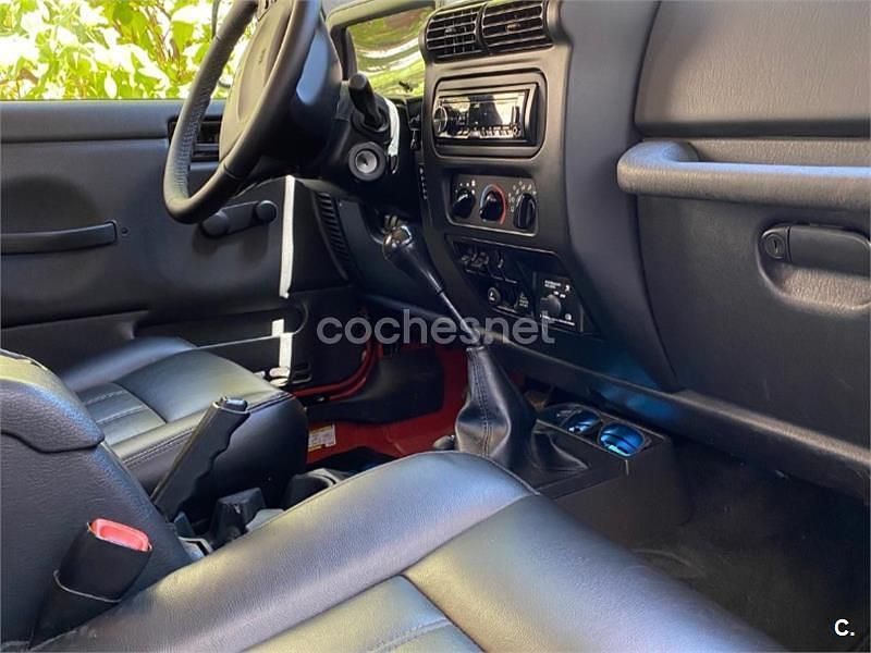 Usado Jeep Wrangler Sport 177 CV (130 kW) 2006 Naranja SUV