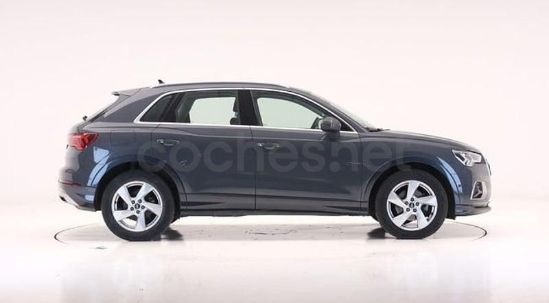 Usado Audi Q3 Advanced Plus 150 CV (110 kW) 2021 Gris / plata SUV