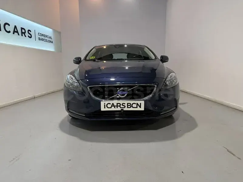 Usado Volvo V40 Kinetic 115 CV (84 kW) 2015 Azul Berlina
