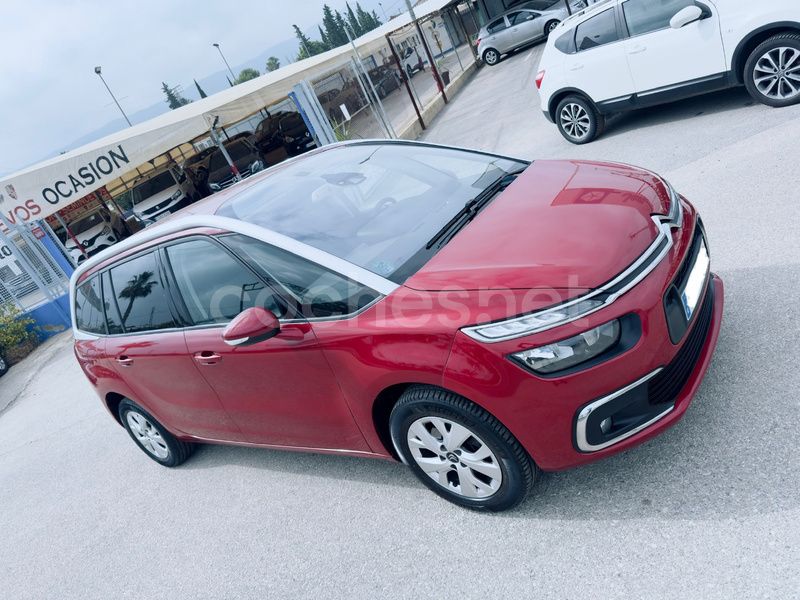 Granate Usado 2021 Citroën C4 SpaceTourer Feel Monovolumen | 17.999 € (Precio justo) - Imagen 1/4