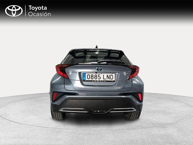 Usado Toyota C-HR Advance 184 CV (135 kW) 2021 Gris / plata SUV