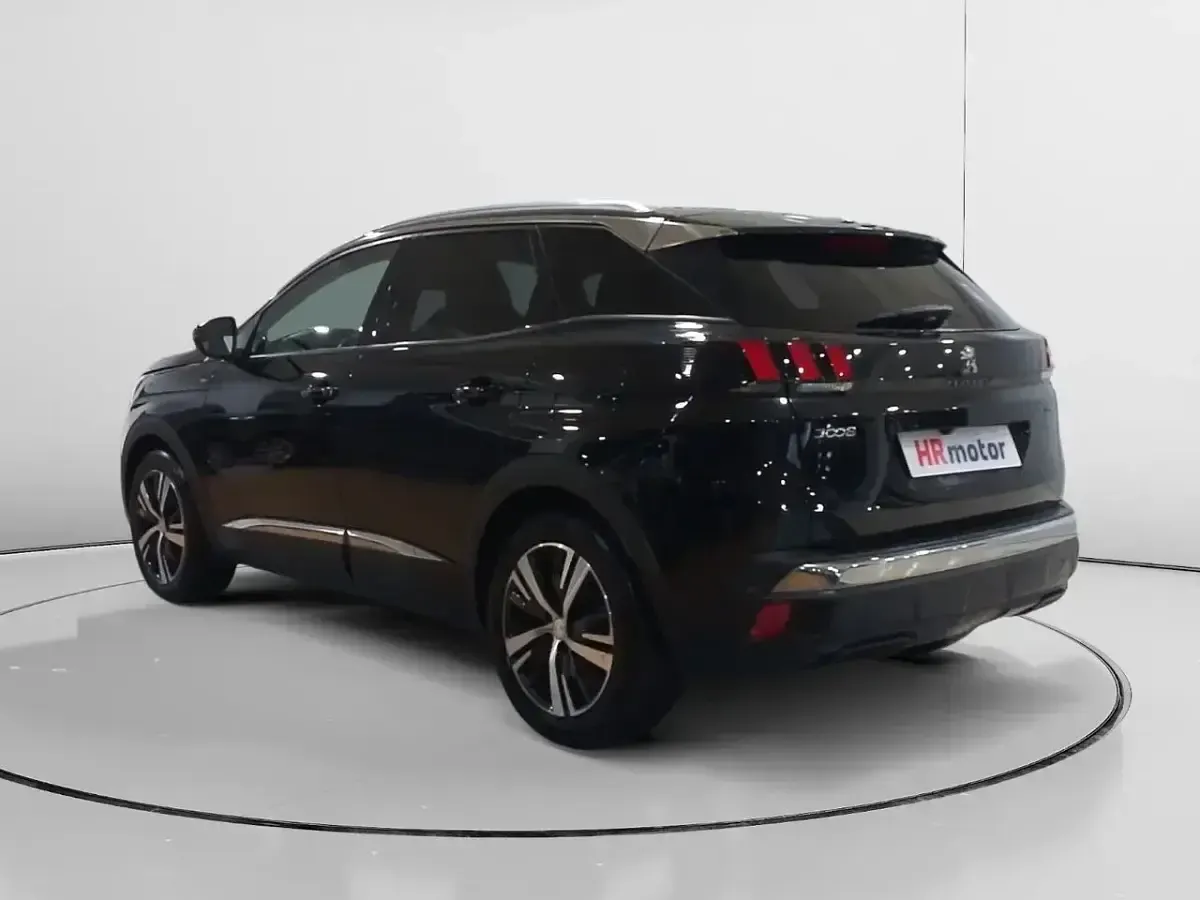 Usado Peugeot 3008 Allure 180 CV (132 kW) 2020 Negro SUV