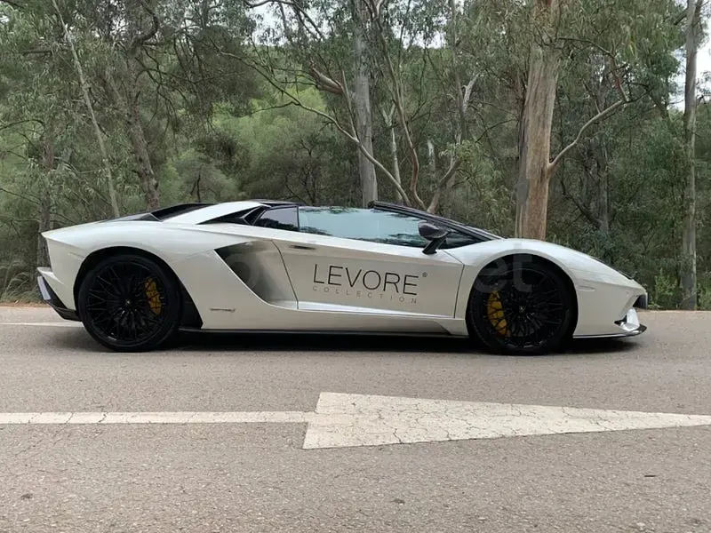 Usado Lamborghini Aventador 750 CV (551 kW) 2018 Blanco Coupe