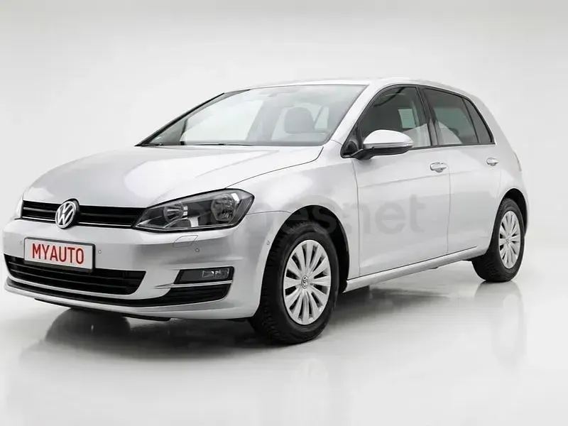 Usado VW Golf VII Sportline 140 CV (102 kW) 2014 Gris / plata Berlina