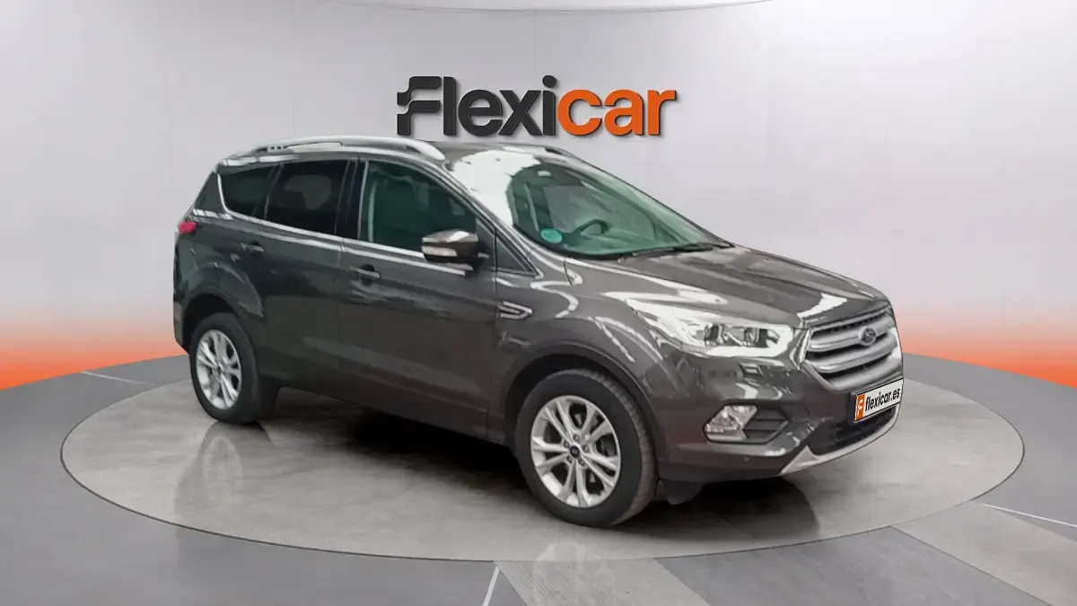Usado Ford Kuga Titanium 150 CV (110 kW) 2018 SUV