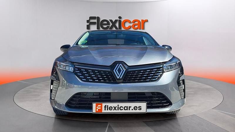 Usado Renault Clio V SE 65 CV (47 kW) 2024 Gris Berlina