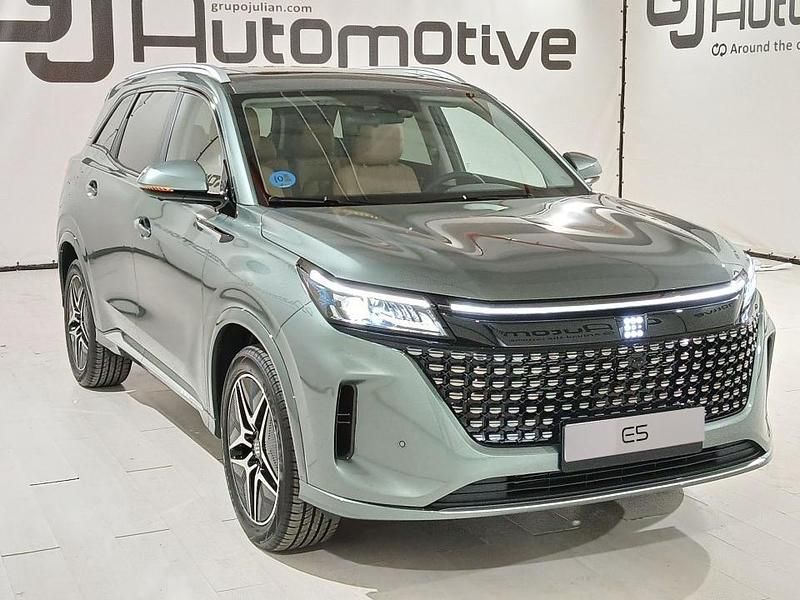 Nuevo DFSK E5 217 CV (159 kW) 2025 Verde SUV