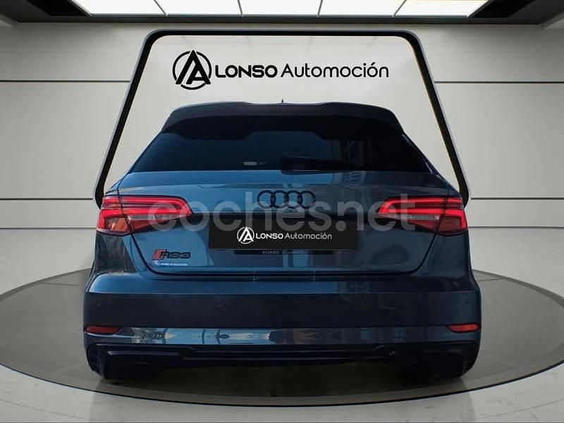 Usado Audi RS3 Exclusive 400 CV (294 kW) 2017 Gris / plata Berlina