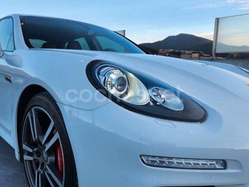 Usado Porsche Panamera 310 CV (228 kW) 2014 Blanco Berlina