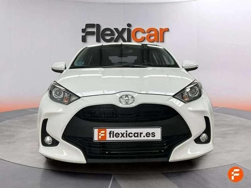 Usado Toyota Yaris Edition 125 CV (91 kW) 2022 Blanco Utilitario
