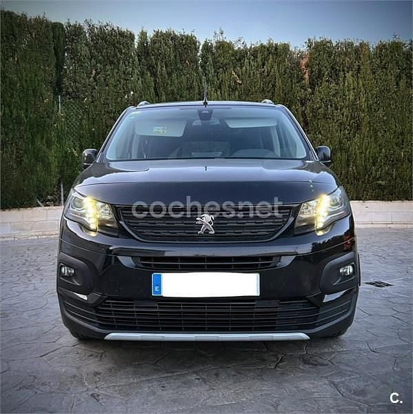 Usado Peugeot Rifter GT-line 130 CV (95 kW) 2020 Negro Monovolumen