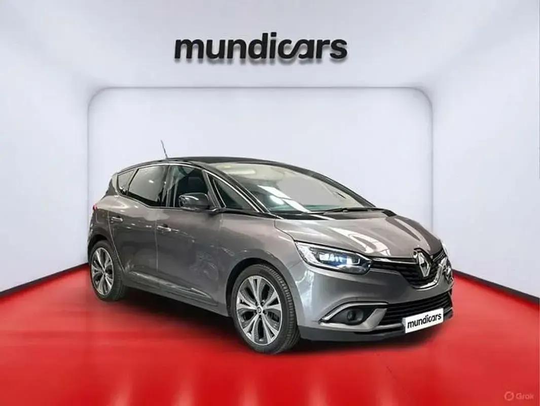 Usado Renault Scenic E-Tech Zen 140 CV (102 kW) 2018 Gris Monovolumen