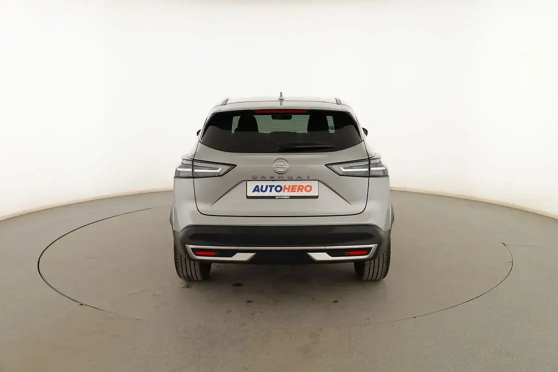 Usado Nissan Qashqai N-Connecta 158 CV (116 kW) 2025 Gris SUV